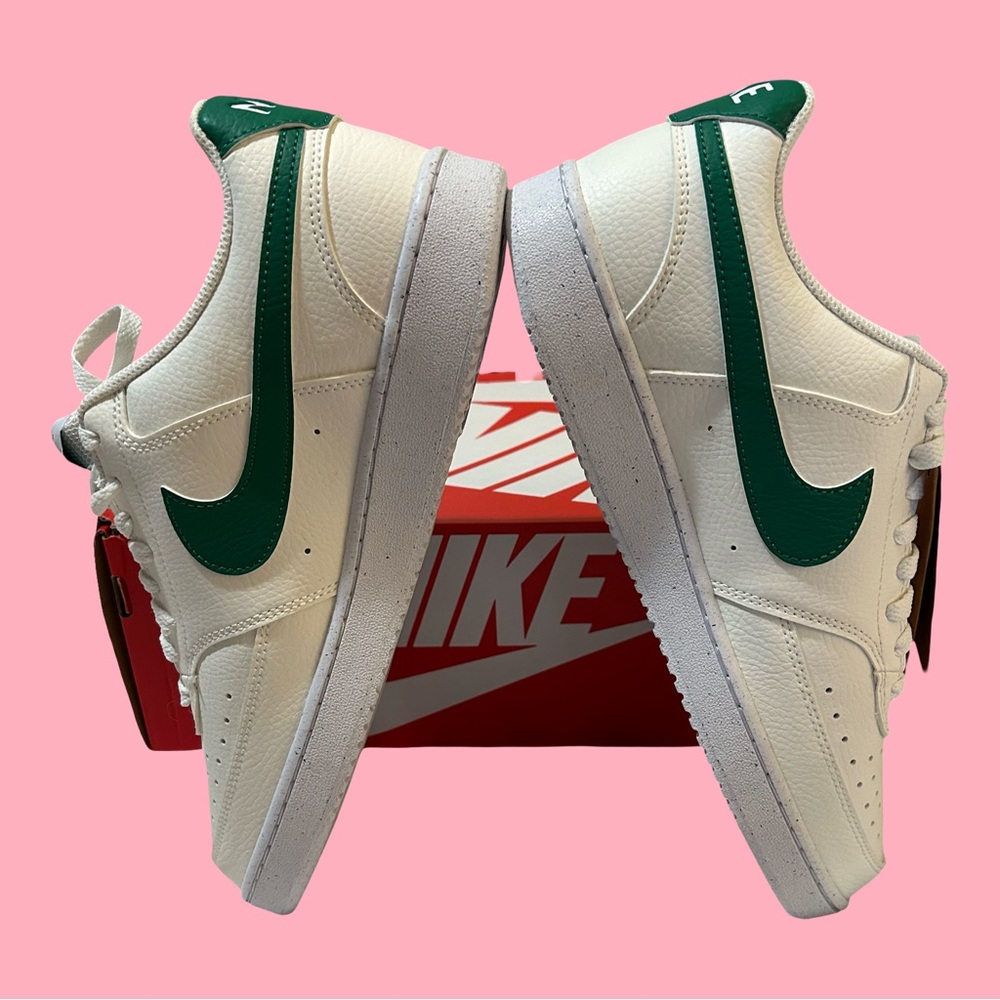 NWTIB! WOMEN’S NIKE COURT VISION LOW NEXT NATURE.  WHITE/SAIL/MALACHITE. SZ 10.5